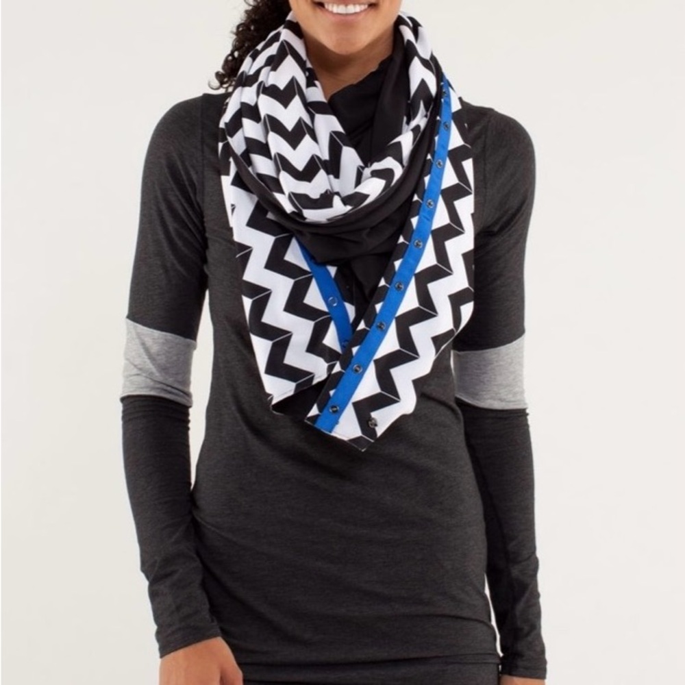 Women’s Lululemon Vinyasa Scarf II - Black & White Chevron - One Size - NWT